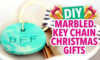 DIY Christmas Gifts – Stamped Marbled Key Chains – HGTV Handmade