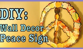 DIY: Peace Sign Wall Decor *RECYCLED* | #Roomspiration